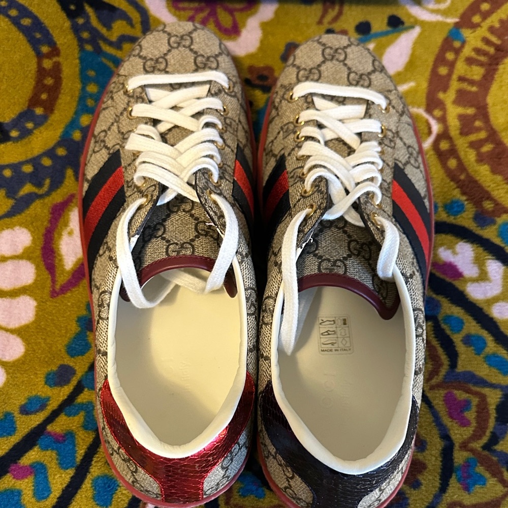 Gucci Men's Beige, Red and Blue Sneakers (worn twice) Size 12 Men’s - Picture 3 of 9